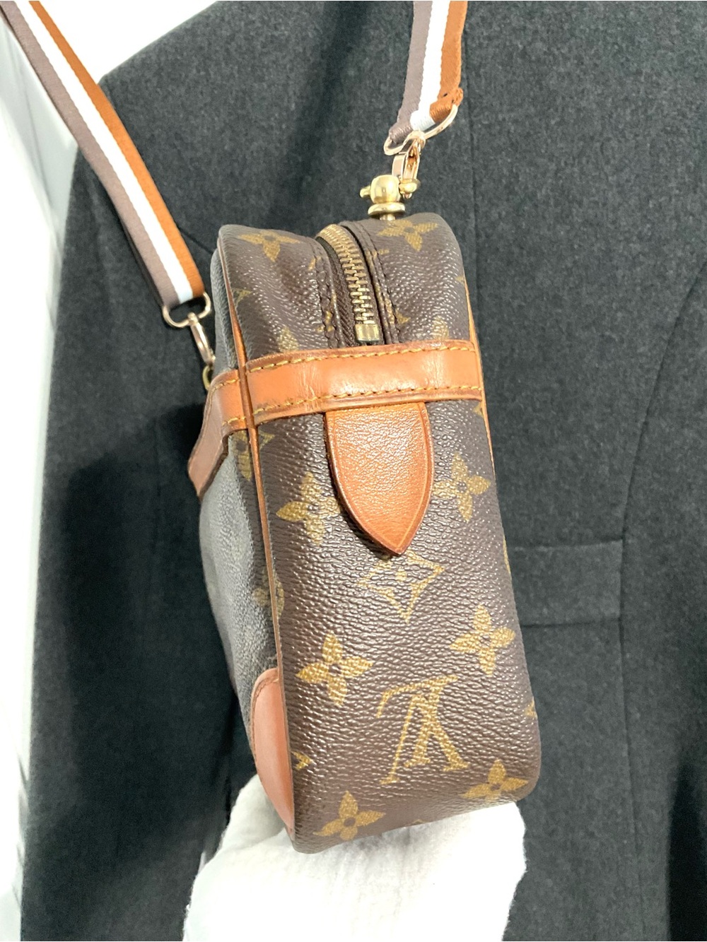 ✅LV AUTHENTIC COMPEIGNE CLUTCH 28 LOUIS VUITTON MONOGRAM - Picture 10 of 14